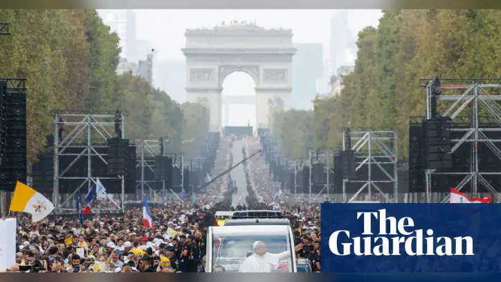 Pope Leo celebrates open-air mass before 700,000 people in Paris
