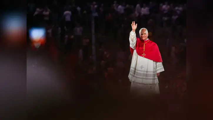 Pope Leo XIV warns AI could undermine humanity during France visit