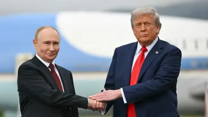 Russian President Putin with US President Donald Trump. (AFP file)