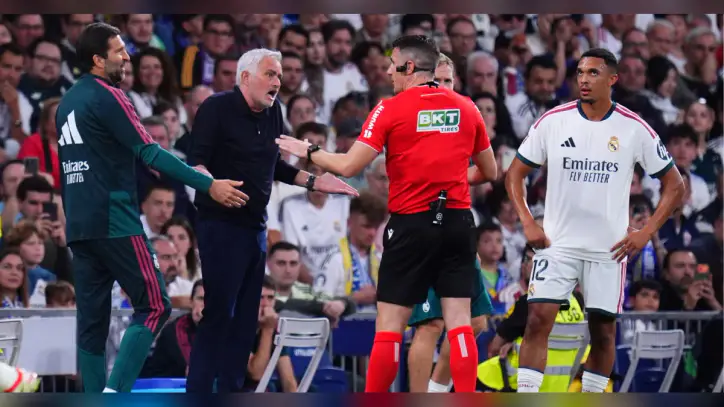 Real Madrid-Villarreal maçı sonrası Jose Mourinho'dan olay protesto!