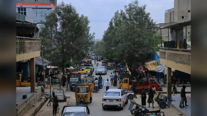 Residents of largest city in northern Ethiopia express fear after eruption of fighting