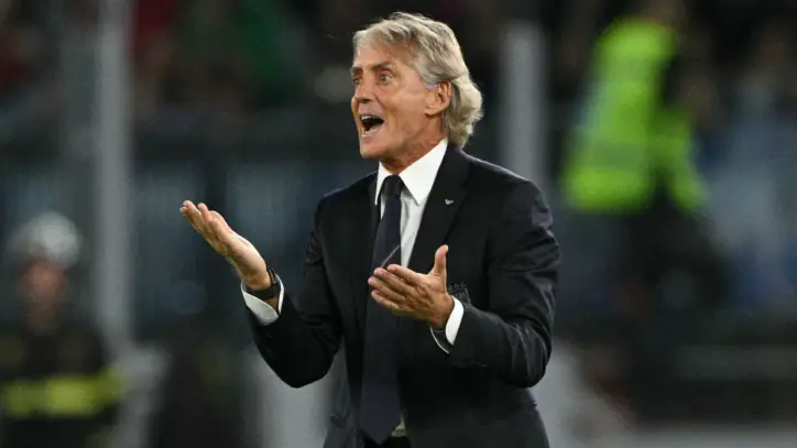 Returning Mancini accepts fans' jeers as Italy beaten by Belgium