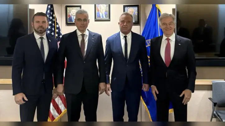 Sağlık Bakanı Memişoğlu, ABD Sağlık Bakanı Kennedy ile görüştü