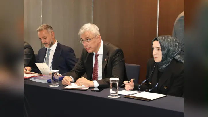 Sağlık Bakanı Memişoğlu, Seul'de Katar Halk Sağlığı Bakanı Al Mahmud ile görüştü