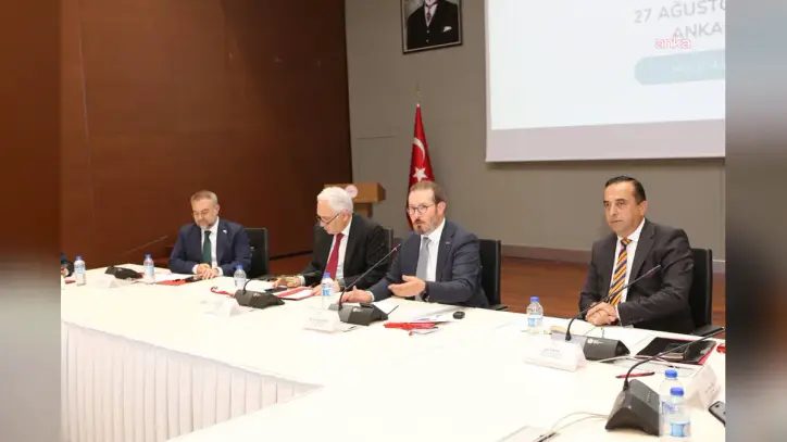 Sağlık Bakanlığında kenevirden elde edilen ürünler için "tohumdan eczaneye" süreci ele alındı