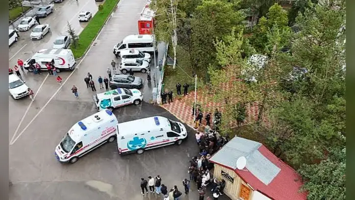 Sağlık ekiplerinden deprem tatbikatı