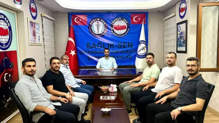 Sağlık Sen'in Diyarbakır'da üniversite şubesi açıldı