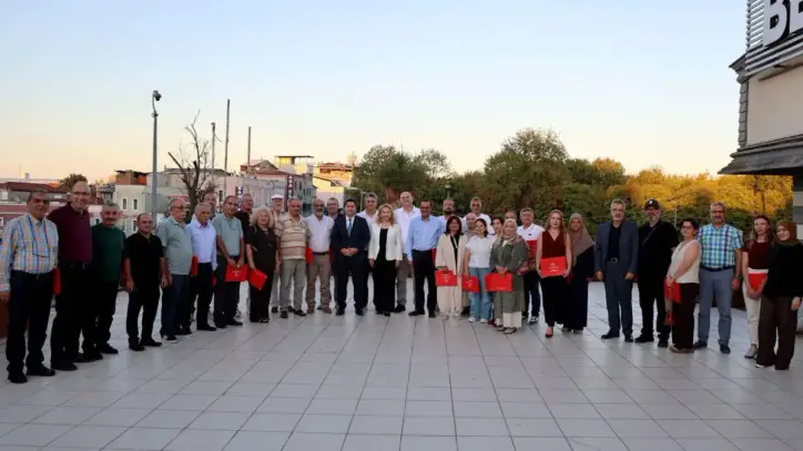 Sakarya’da emekliye ayrılan sağlık çalışanlarına teşekkür programı