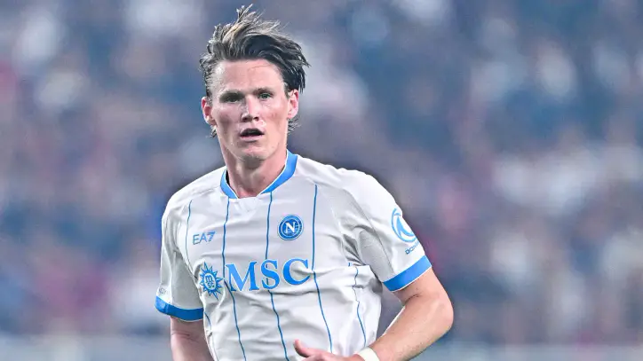Scott McTominay, kalp ameliyatının ardından resmi sağlık onayı alarak Napoli'nin tam kadro antrenmanlarına döndü | Goal.com Türkçe