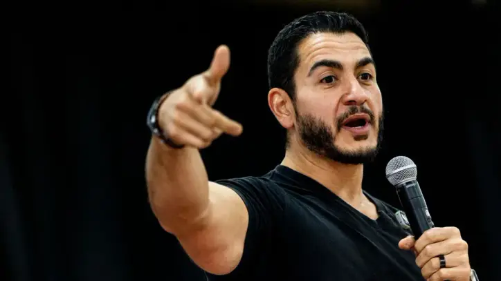 Senate seeker El-Sayed jabs Trump over AI rebrand: 'Inferior Intelligence'