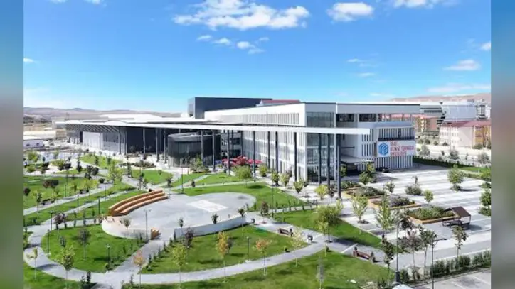 Sivas Bilim ve Teknoloji Üniversitesi 33 akademik personel alacak