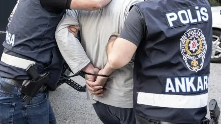 Son Dakika | Trabzonluları hedef alan sosyal medya fenomenine gözaltı! Provokatif paylaşımlara erişim engeli