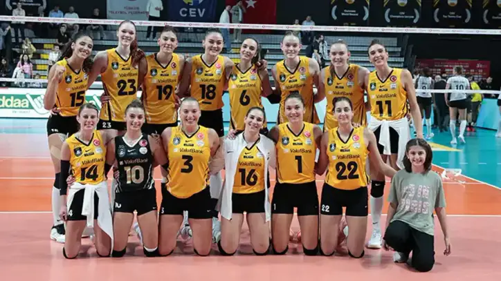 Son şampiyon VakıfBank galibiyetle başladı - Voleybol Haberleri - Spor