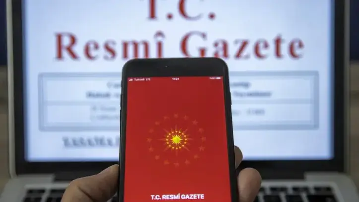 Sosyal medyada yaş sınırlamasına ilişkin yönetmelik Resmi Gazete'de