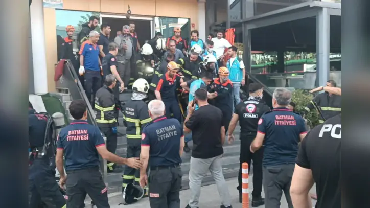 Spor salonundaki yangında 3 kişi hayatını kaybetmişti: İşletme sahibi ve 2 personel gözaltına alındı - Evrensel