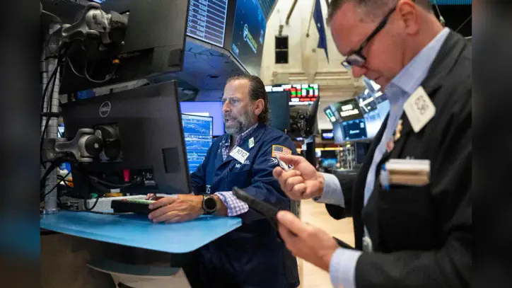 Stocks Rise on Wall Street as Oil Prices, Bond Yields Hold Relatively Steady