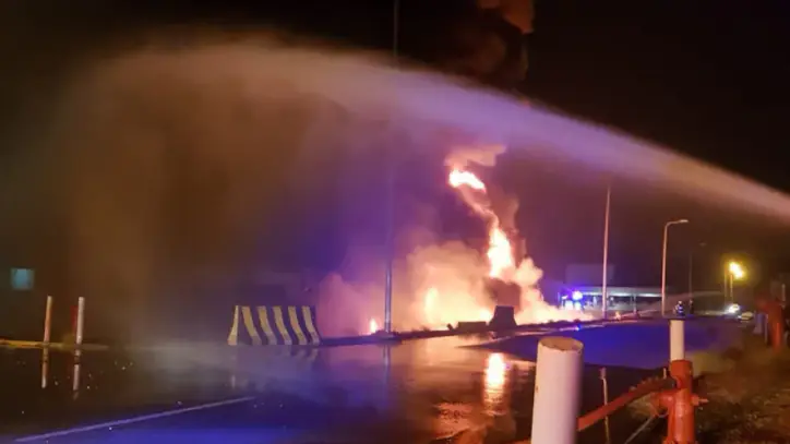 Suudi Arabistan: Güneydeki bazı enerji tesisleri hedef alındı