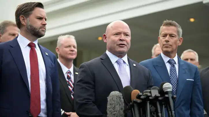 Teamsters leader turned MAGA-world darling backs Republican in key Senate showdown