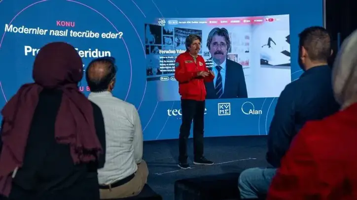 TEKNOFEST Güneydoğu'da "Modernler nasıl tecrübe eder?" başlıklı panel düzenlendi