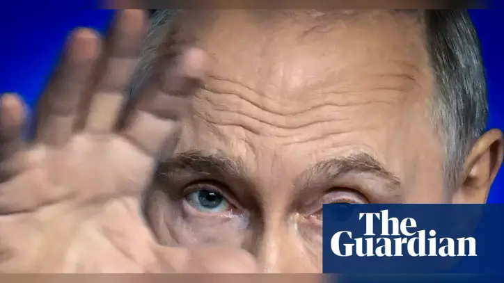 ‘The choice was prison or exile’: journalists who fled Russia publish grim portrait of Putin
