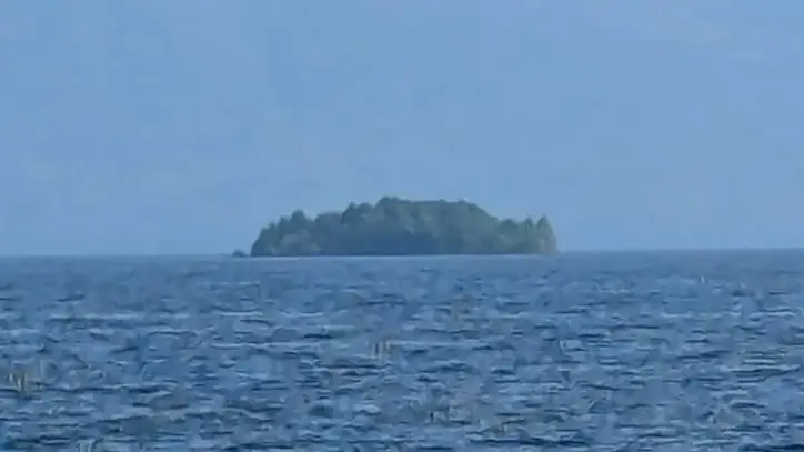 The mystery behind Canada’s disappearing island | CNN