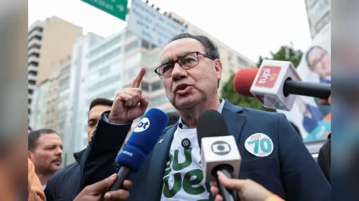 Third-Place Finisher in Brazil Election Endorses Bolsonaro for Runoff Against Lula