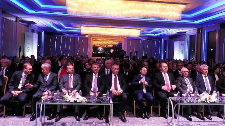 Bakan Memişoğlu: Sağlık hizmetinin her aşamasında yoğun bir emek var