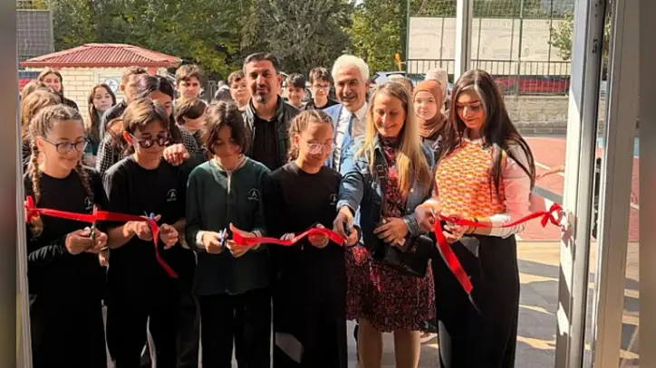 Tokat'ta Öğrenciler Fırçalarıyla Sanatlarını Konuşturdu