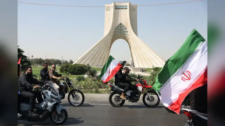 Trump Rejects Iranian Proposal to Open Hormuz and End Fighting