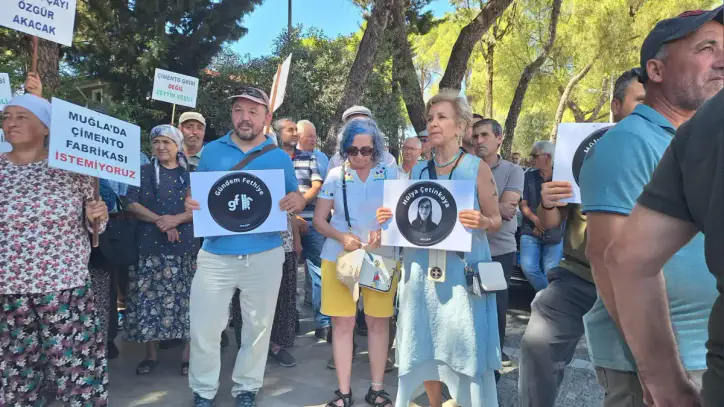 Türkiye Gazeteciler Sendikası İzmir Şubesi’nden, Gündem Fethiye’ye yönelik karalama kampanyasına tepki: “Gazetecilik suç değildir, gazeteciyi hedef göstermek suçtur”