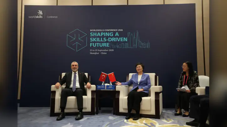 Türkiye ile Çin arasında çalışma hayatında yeni dönem: 2026-2027 Eylem Planı imzalandı - Manşet Haber