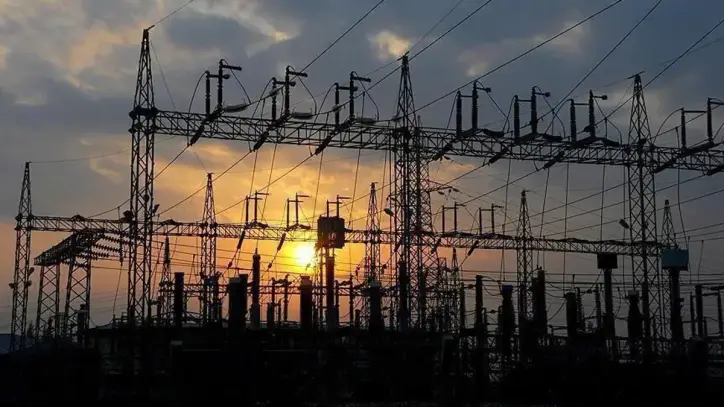 Türkiye'de elektrik üretimi tüketimi geride bıraktı - Manşet Haber