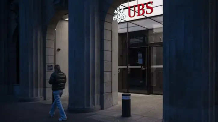 UBS demands new junior bankers show AI proficiency