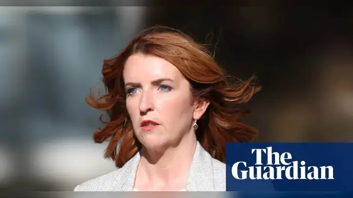 UK must heed warnings from AI experts, minister says