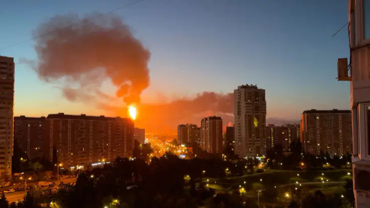 Ukraine hammers Moscow as Russia votes