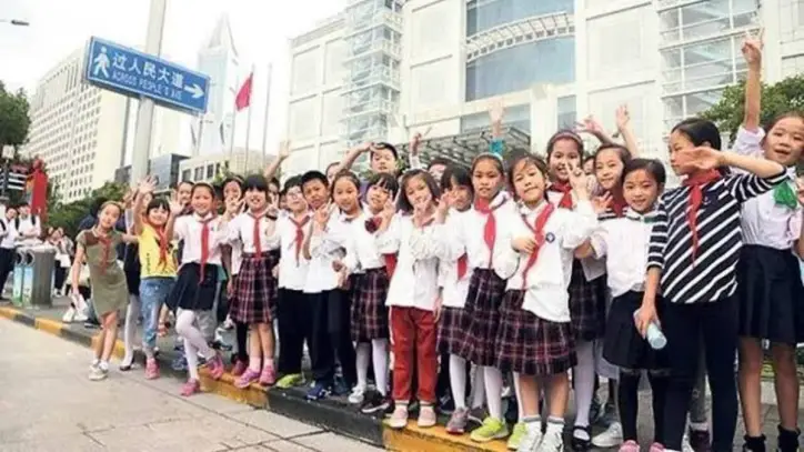 Üniversite reformunu duyurdu: Çin milyonlara yüksek teknoloji öğretecek