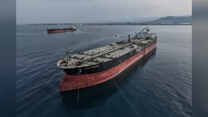 US, Gulf allies conducting daytime transits through Strait of Hormuz: report