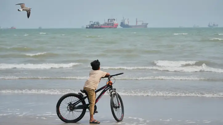 The US has made progress in reopening the Strait of Hormuz, but the Iran war is far from over