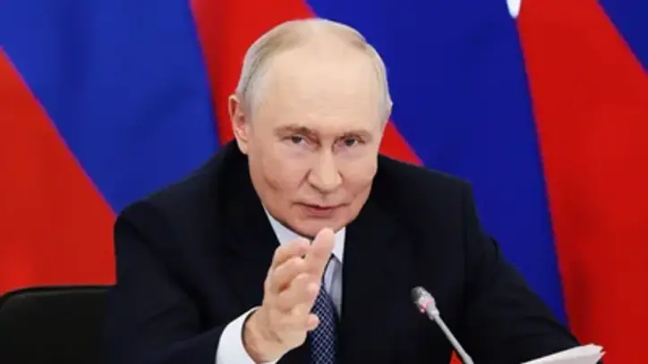 Since coming to office in 2025, Trump has repeatedly imposed sanctions and tariffs on nations purchasing oil and crude from Russia amid the Ukraine war. (Gavriil Grigorov/Pool Sputnik Kr)