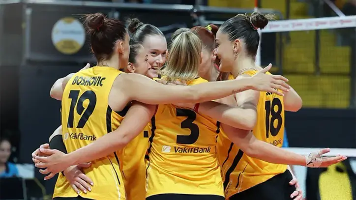 VakıfBank sezona galibiyetle başladı!
