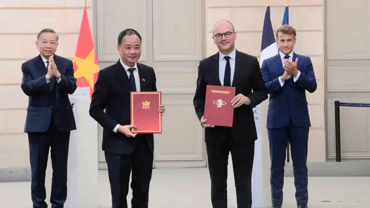 Vietnam Bilim ve Teknoloji Akademisi, VNREDSAT-2 uydu projesini desteklemek amacıyla Fransa ile işbirliği yapıyor.