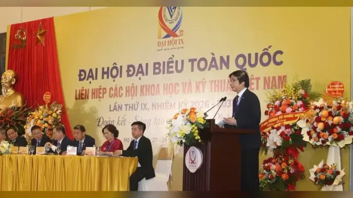 Vietnam Dernekler Birliği'nde 233 doktoralı ve 94 profesör ve doçent bir araya geldi.