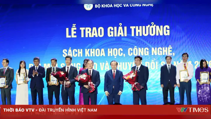 Vietnam Kırmızı Kitabı, 2026 Bilim, Teknoloji ve İnovasyon Kitapları dalında Birincilik Ödülü'nü kazandı.