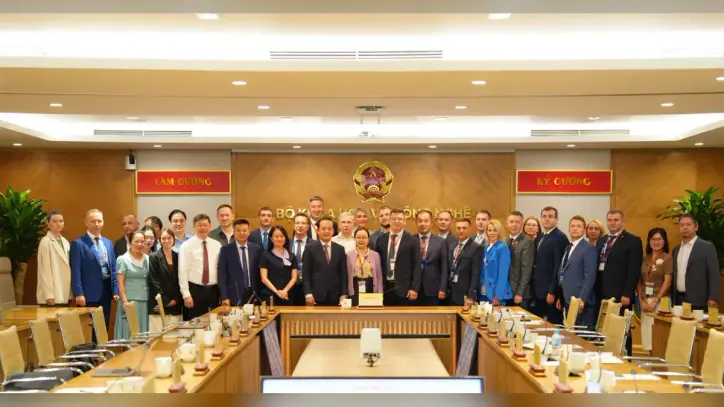 Vietnam ve Rusya, kapsamlı stratejik iş birliğini genişletmenin 'anahtarı' olarak dijital dönüşümü kullanıyor.
