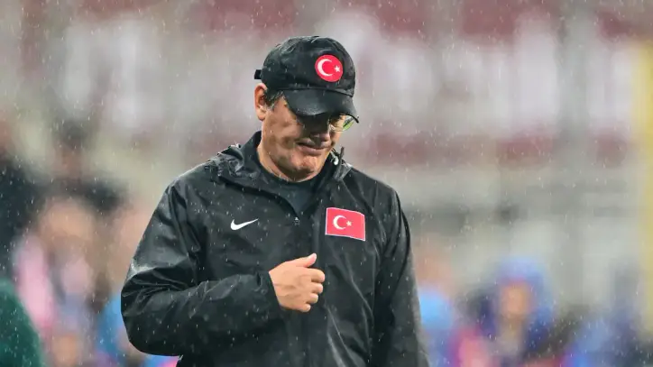 Vincenzo Montella için bomba iddia! Türkiye’den ayrılır ayrılmaz dev takıma gidiyor…