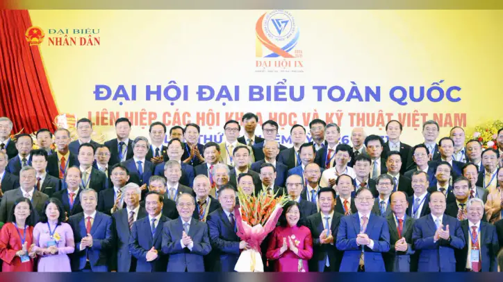 VUSTA, kendisini Vietnam'ı dünyayla birleştiren bir 'bilgi köprüsü' olarak konumlandırıyor.