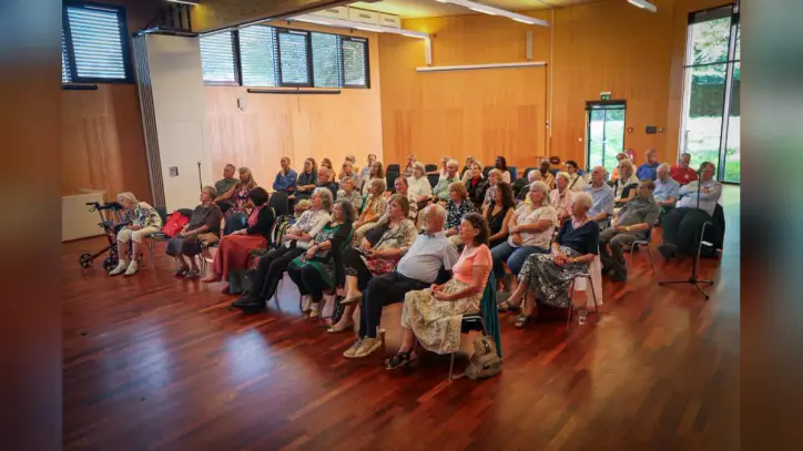 WCC retirees gather for news, prayers—and Bossey anniversary