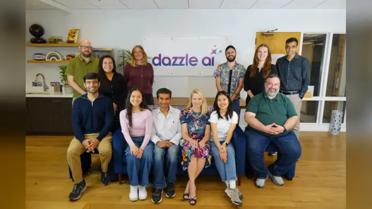 With Dazzle, Marissa Mayer bets your camera roll has more info on your life than your inbox | TechCrunch