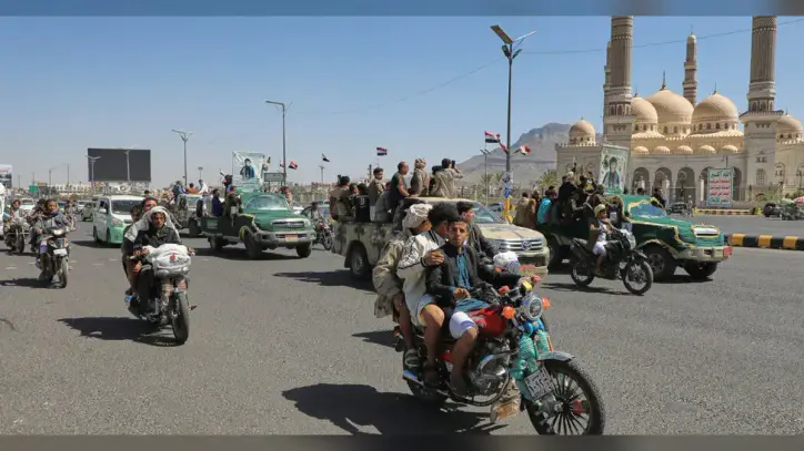 Yemen Fighting Rages as Civilian Toll From Houthi-Saudi Conflict Worsens