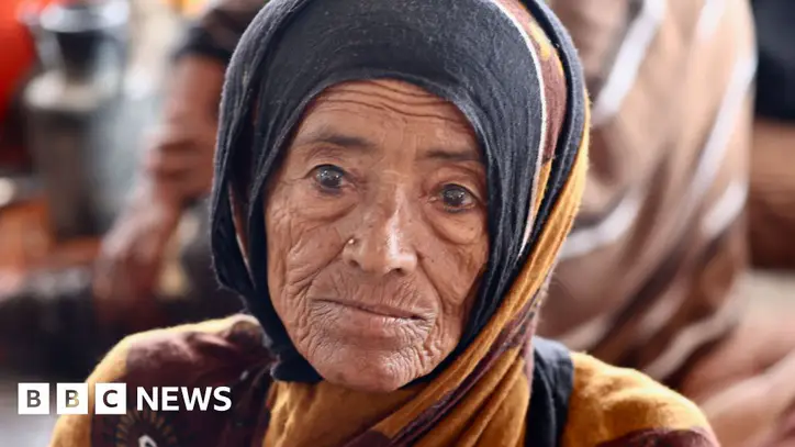 Yemenis flee across Red Sea as Houthis and Saudi-backed forces escalate war